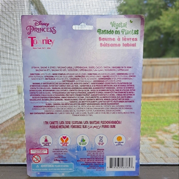 Disney Princess 4 Plant-Based Lip Balms With A Collector's Tin To Store Them In - Picture 2 of 4
